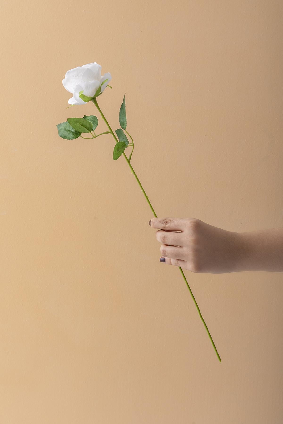 Yapay Gül Kadife Beyaz