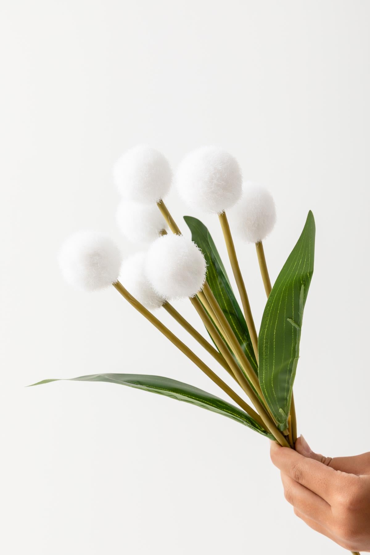 Yapay Ponpon Çiçeği Beyaz 35 Cm 7 Dal