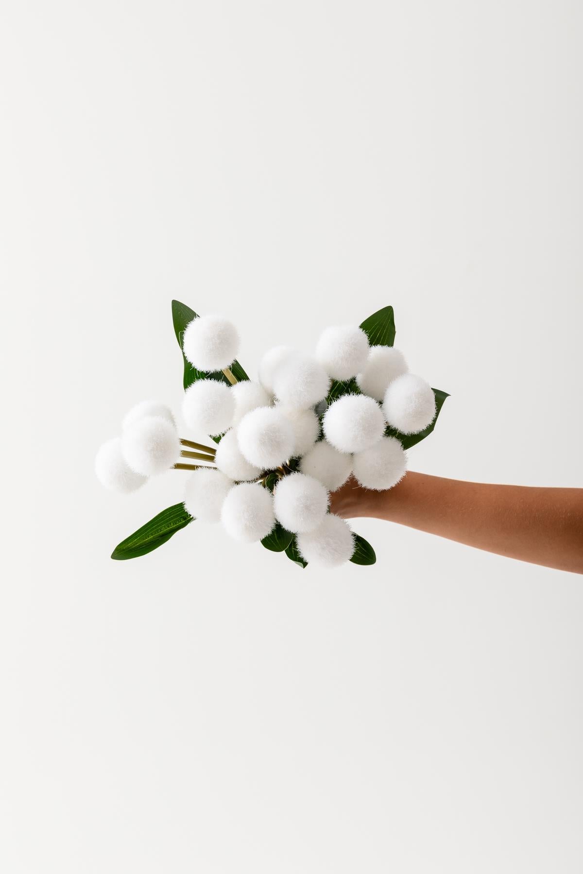 Yapay Ponpon Çiçeği Beyaz 35 Cm 7 Dal