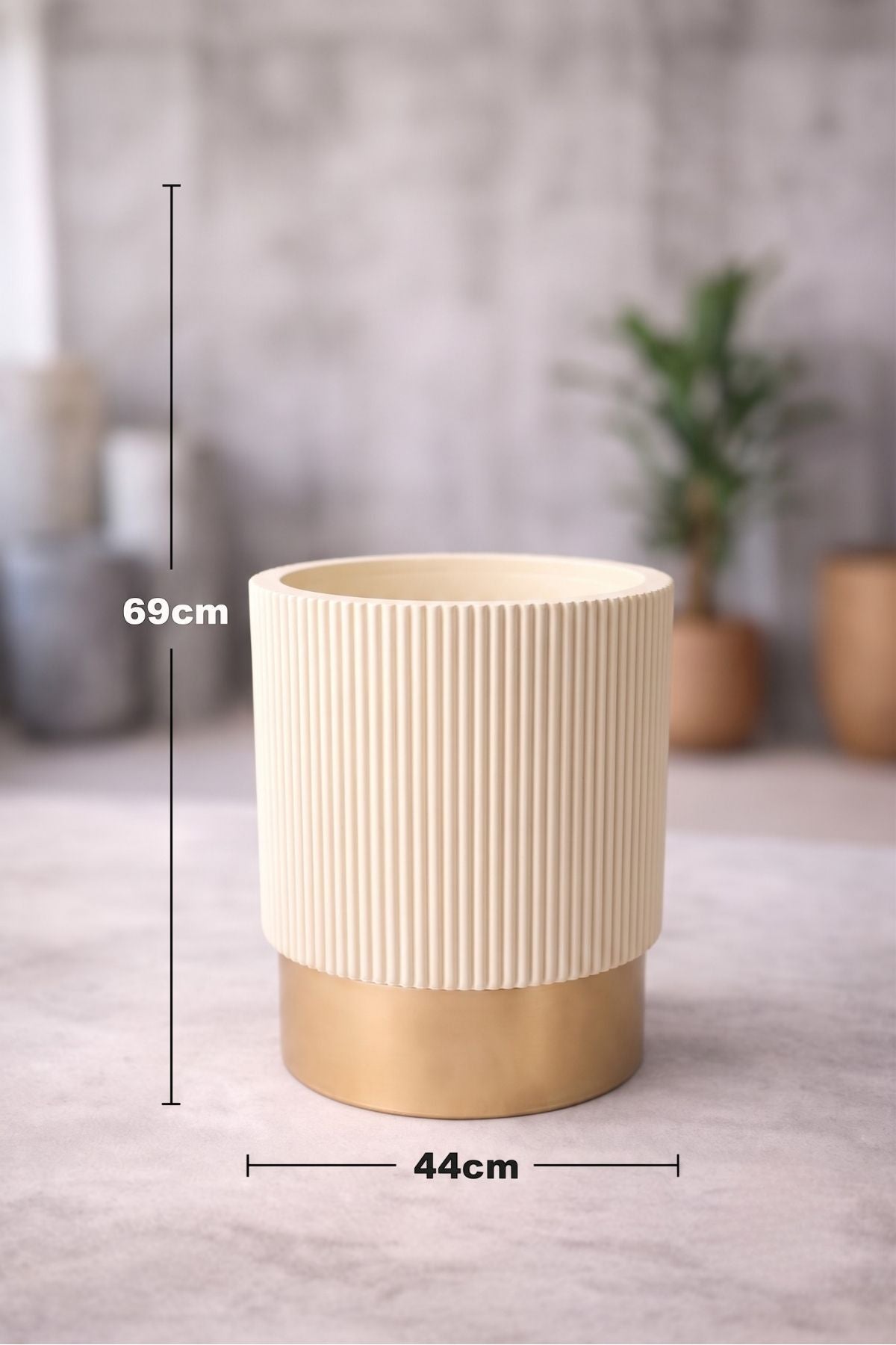 Linea Dekoratif Fiber Saksı 69×44 cm