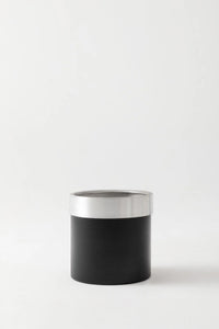 Metal Saksı Siyah Bilezikli 30*30*30
