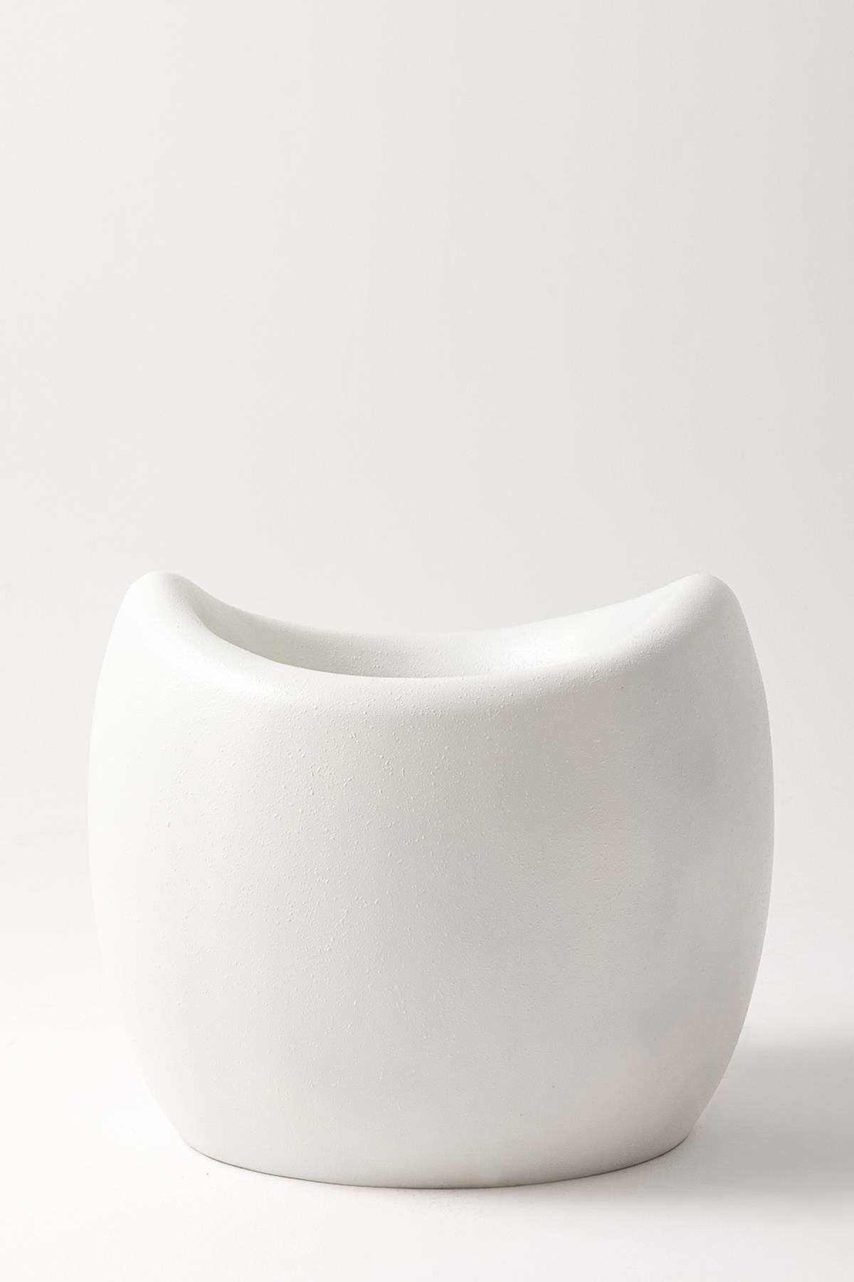 Fiber Saksı Yarım Ay 45*38 Beyaz