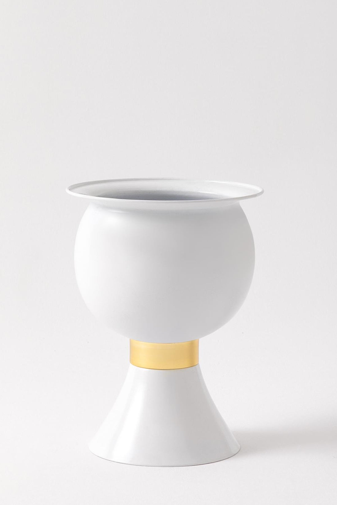 Metal Darbuka Saksı Beyaz 30*45