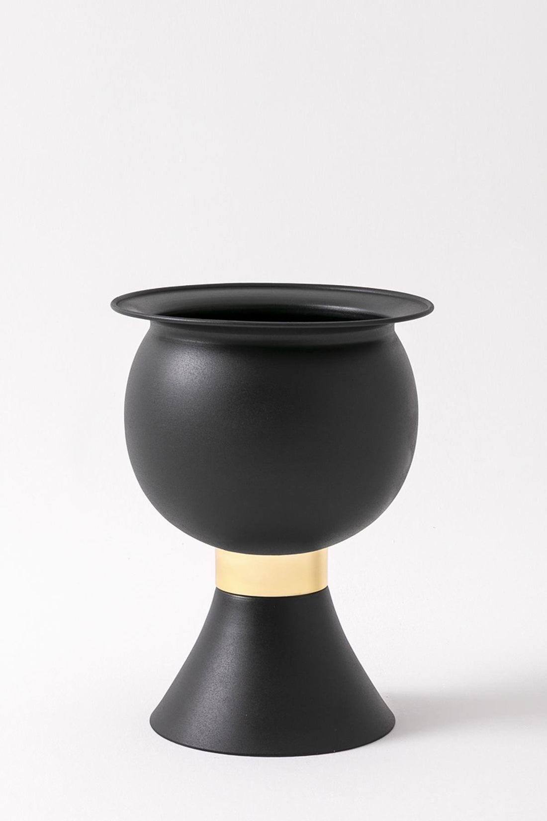 Metal Darbuka Saksı Siyah 30*45