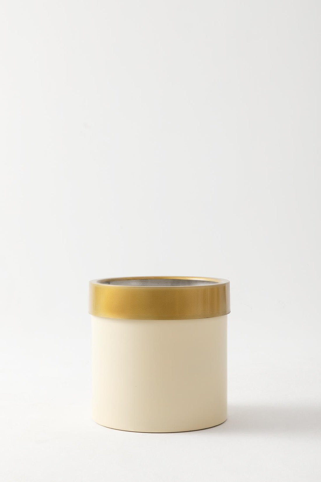 Metal Saksı Krem (Gold Bilezikli) 25*25*25