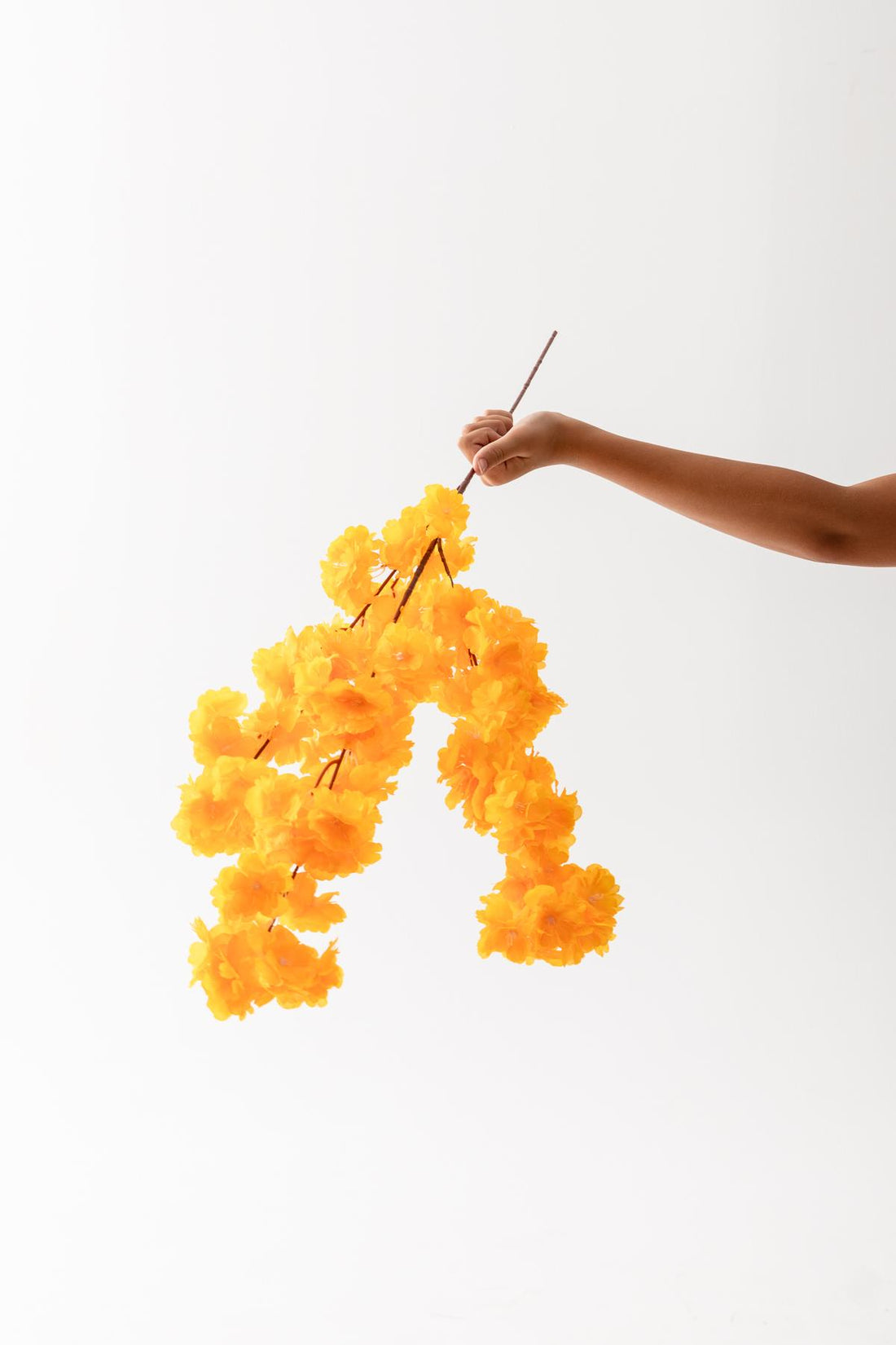 Yapay Bahar Dalı Çiçeği Turuncu 3 Dal 100 Cm