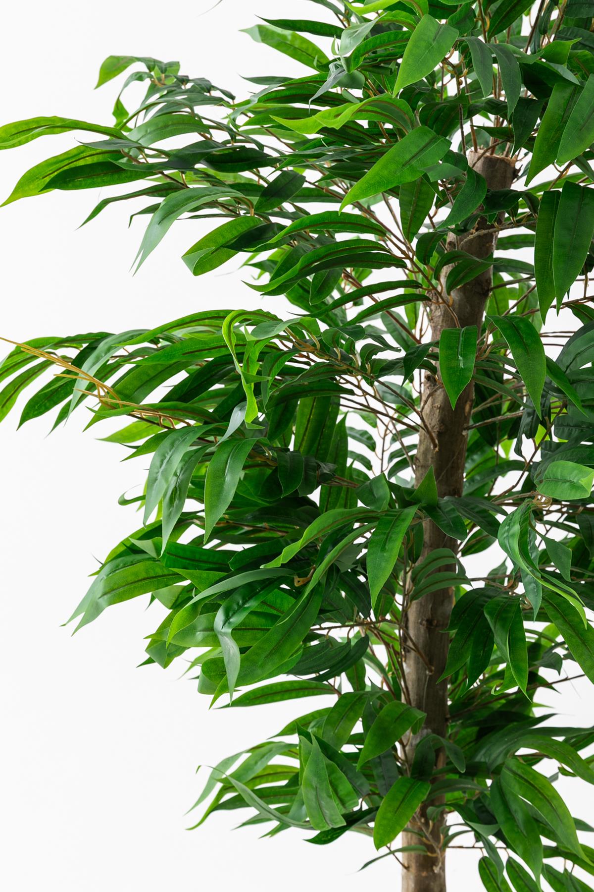 Yapay Büyük Renkli Yapraklı Ağaç