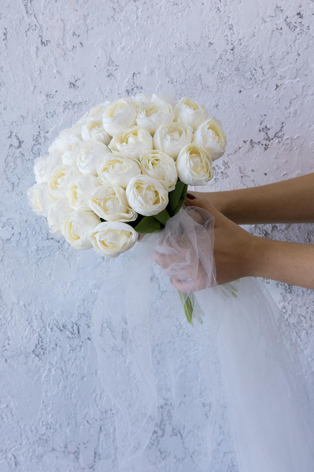 Yapay Gelin Eli Demeti 35 Cm 8 Dal Krem