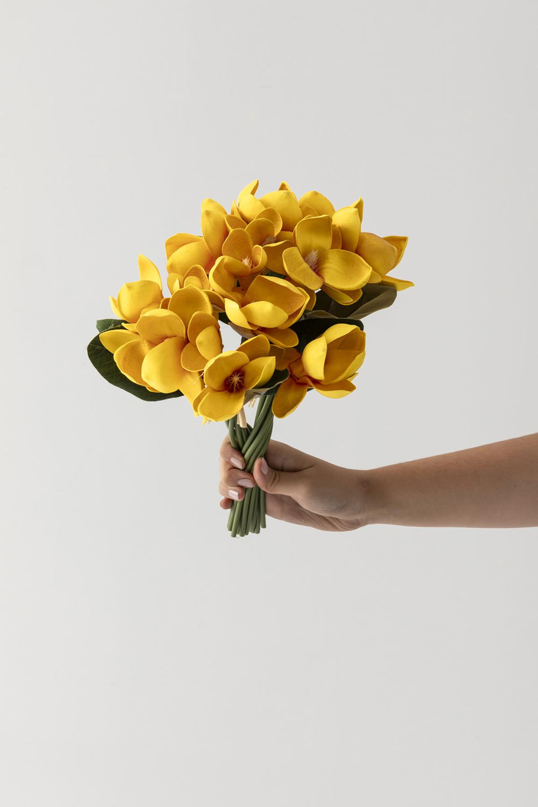 Yapay Lüx Lateks Manolya Demeti 33cm Sarı 7 Kafa