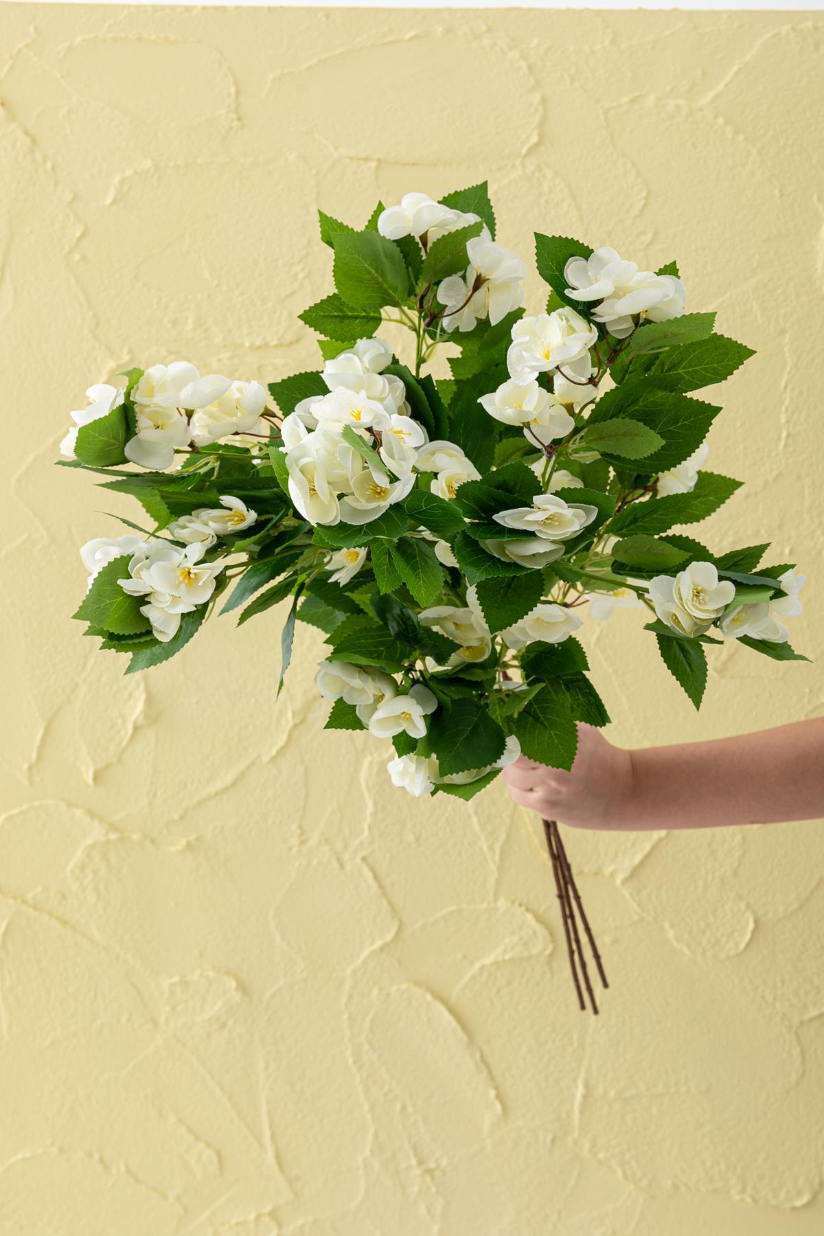 Yapay Lux Menekşe Dalı Kırık Beyaz 80 cm 5 Yaprak