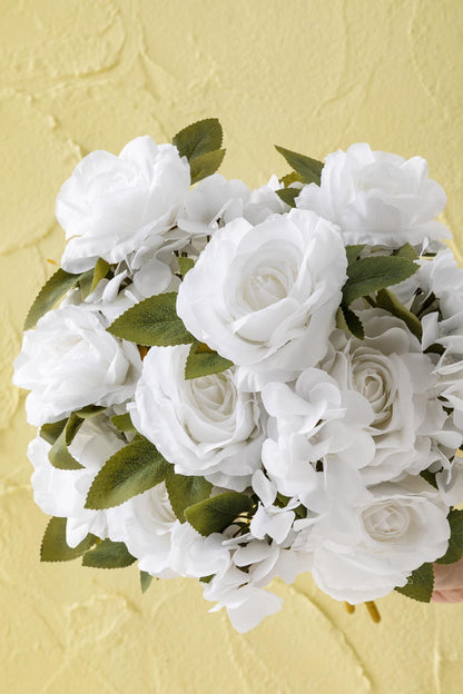 Yapay Ortancalı Gül Demeti Beyaz 45 Cm 11 Dal