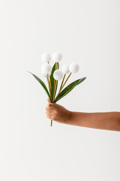 Yapay Ponpon Çiçeği Beyaz 35 Cm 7 Dal