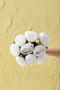 Yapay Şakayık Demeti Beyaz 35 Cm 9 Dal