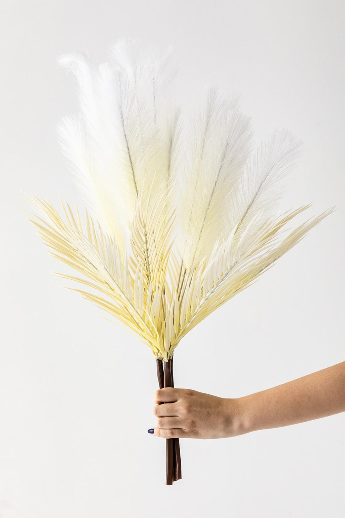 Yapay Tüylü Palmiye Yaprağı 75 Cm 8 Dal Beyaz