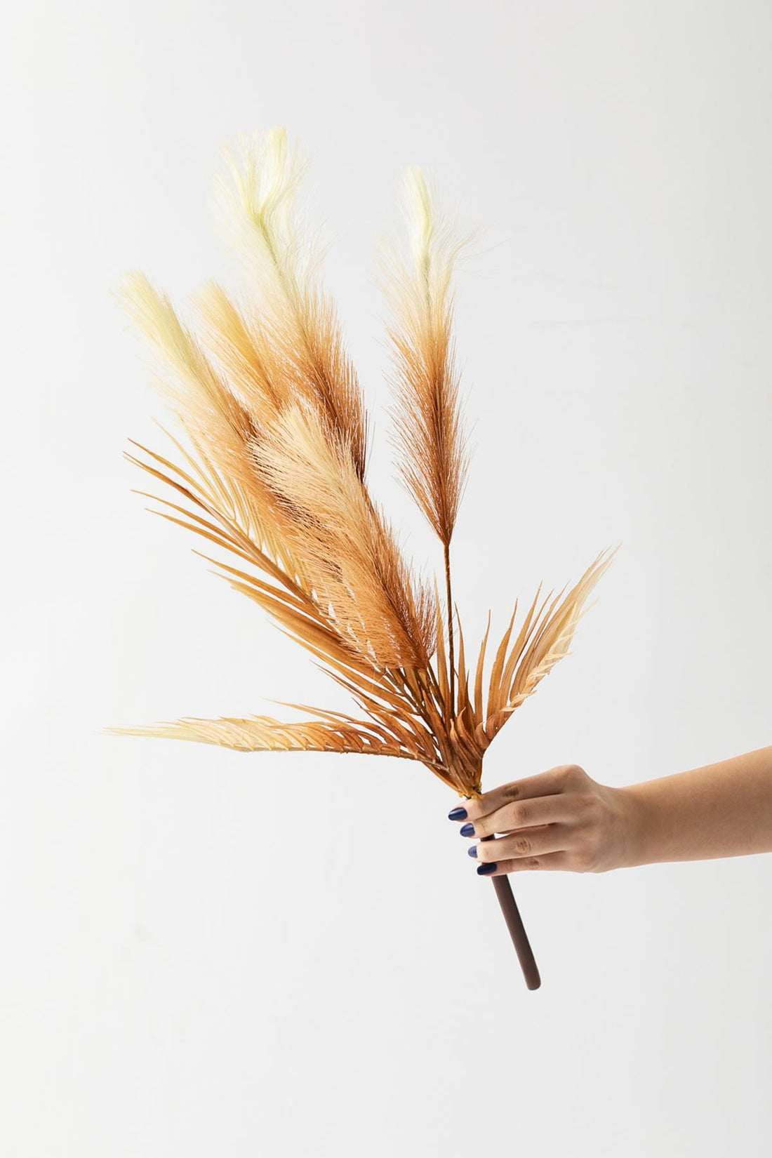 Yapay Tüylü Palmiye Yaprağı 75 Cm 8 Dal Kahverengi