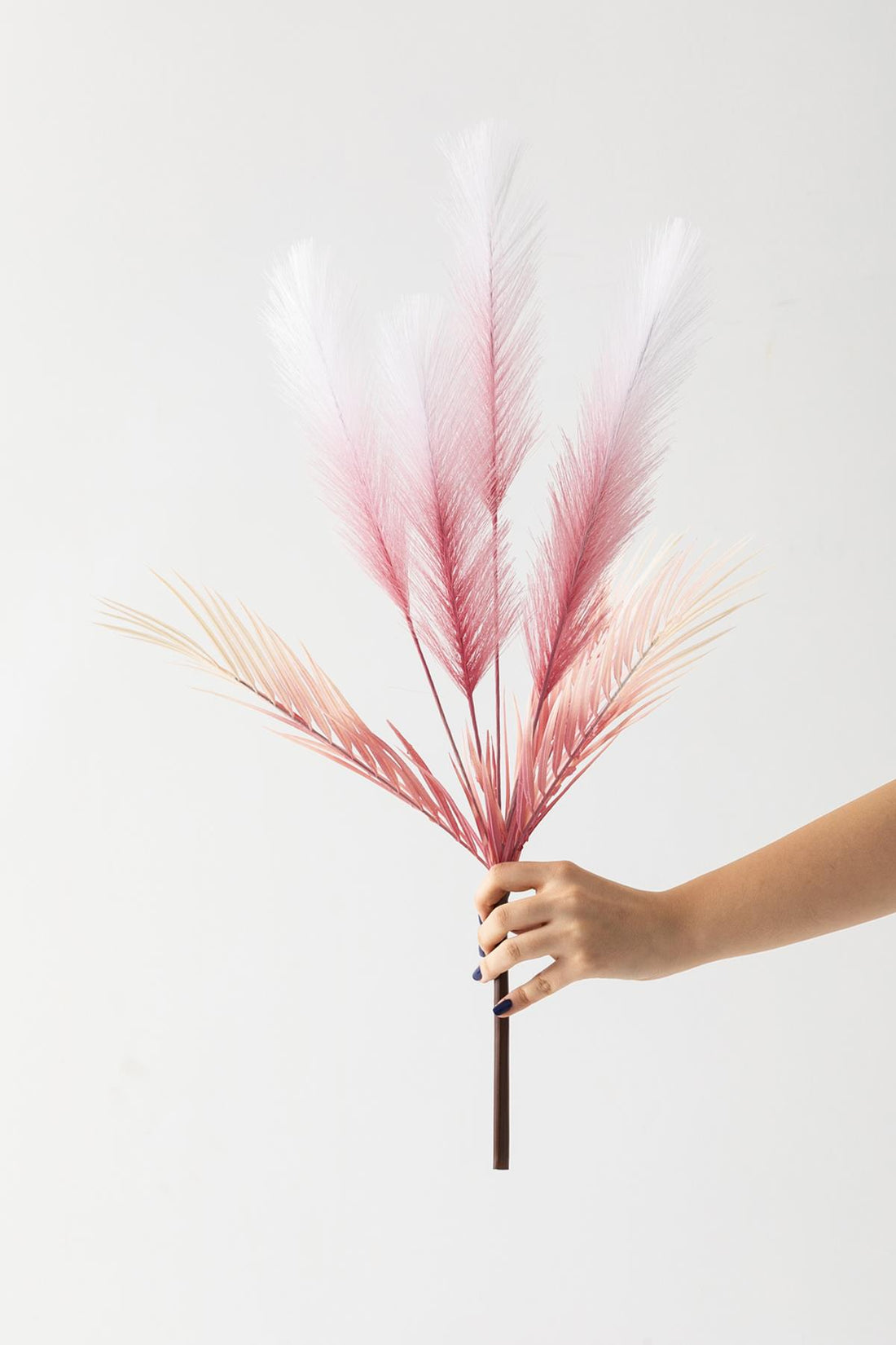 Yapay Tüylü Palmiye Yaprağı 75 Cm 8 Dal Pembe